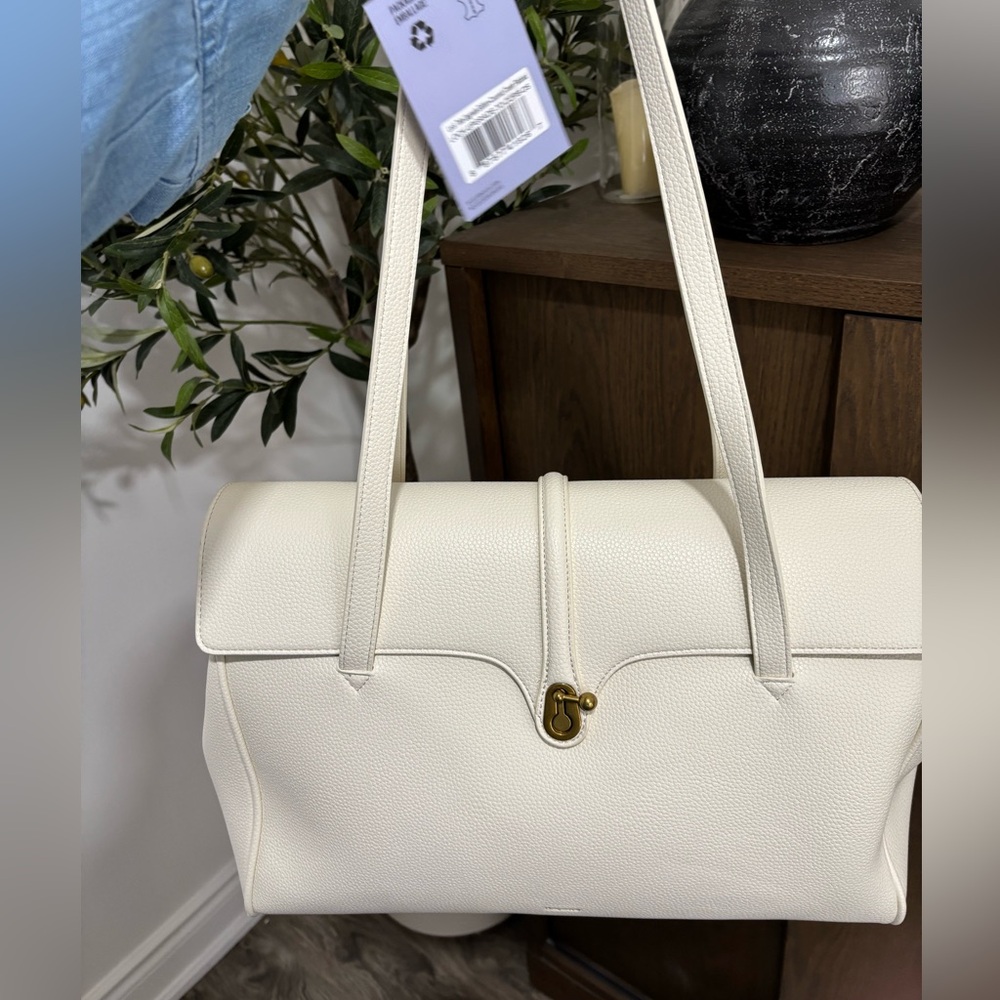 NWT Pixie Mood Lock Tote Upgrade - White (Light Cream)